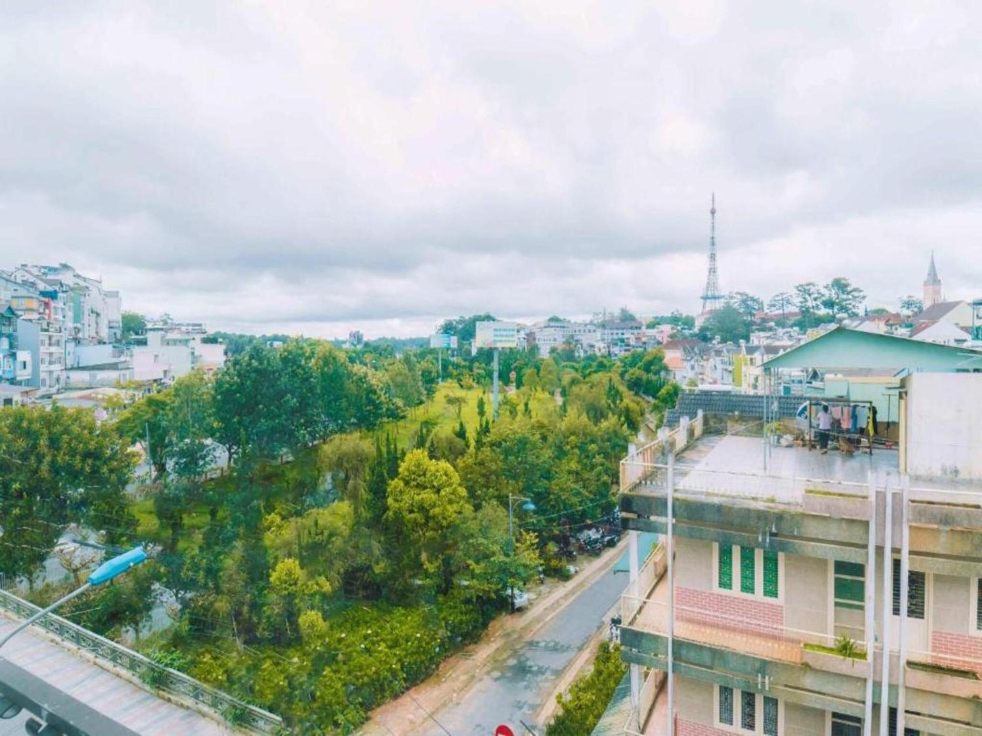 Le Tuan Minh Hotel Dalat Exteriör bild